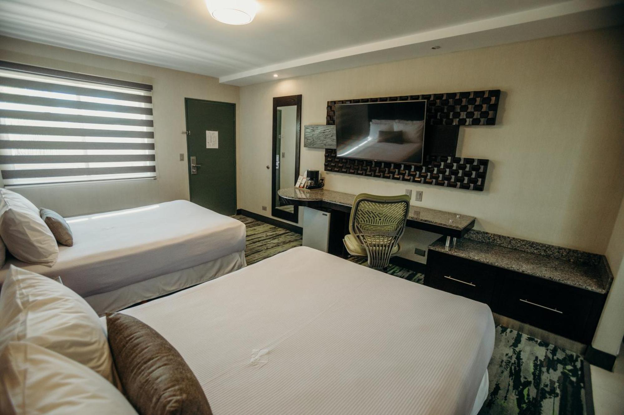 Hotel Calafia Mexicali Zimmer foto